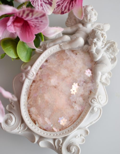 Flower-shaped sequins Transparent Rose Fuchsia AB color