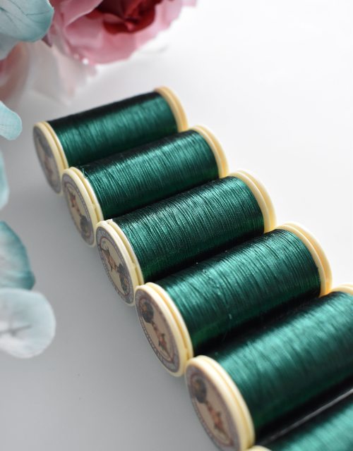 Sajou Metallic Thread Pine Green color 270